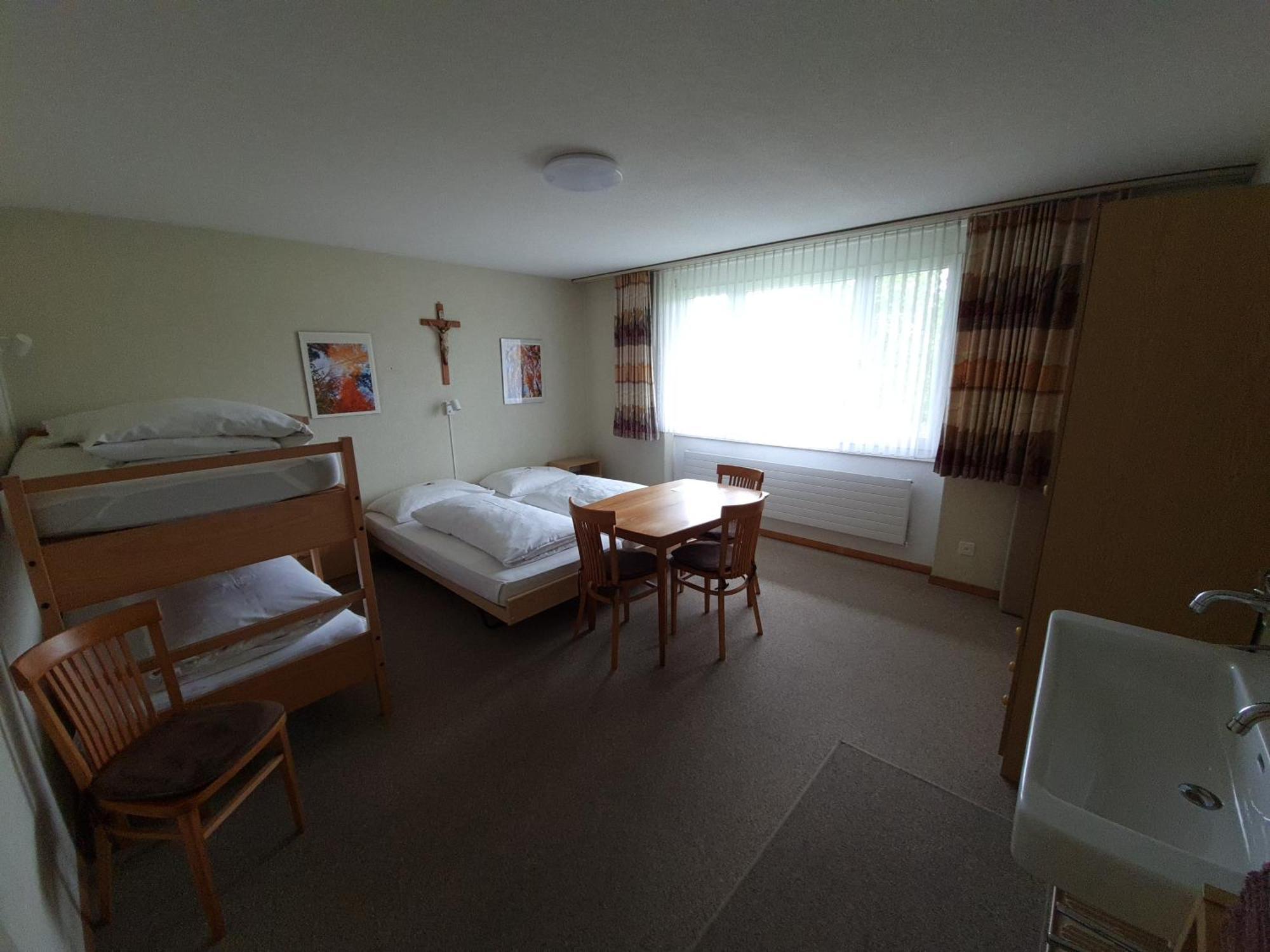 Haus St.Michael Hotel Dozwil Екстериор снимка