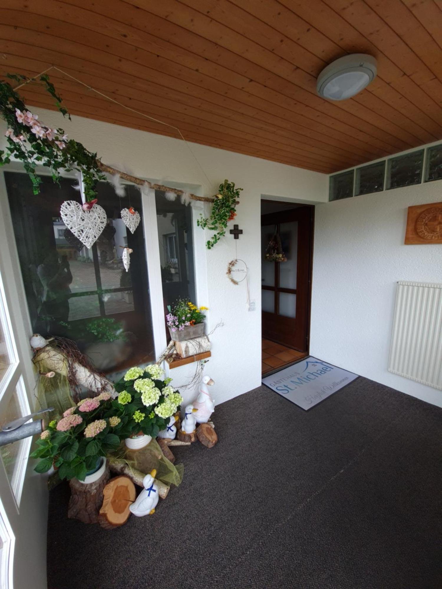 Haus St.Michael Hotel Dozwil Екстериор снимка